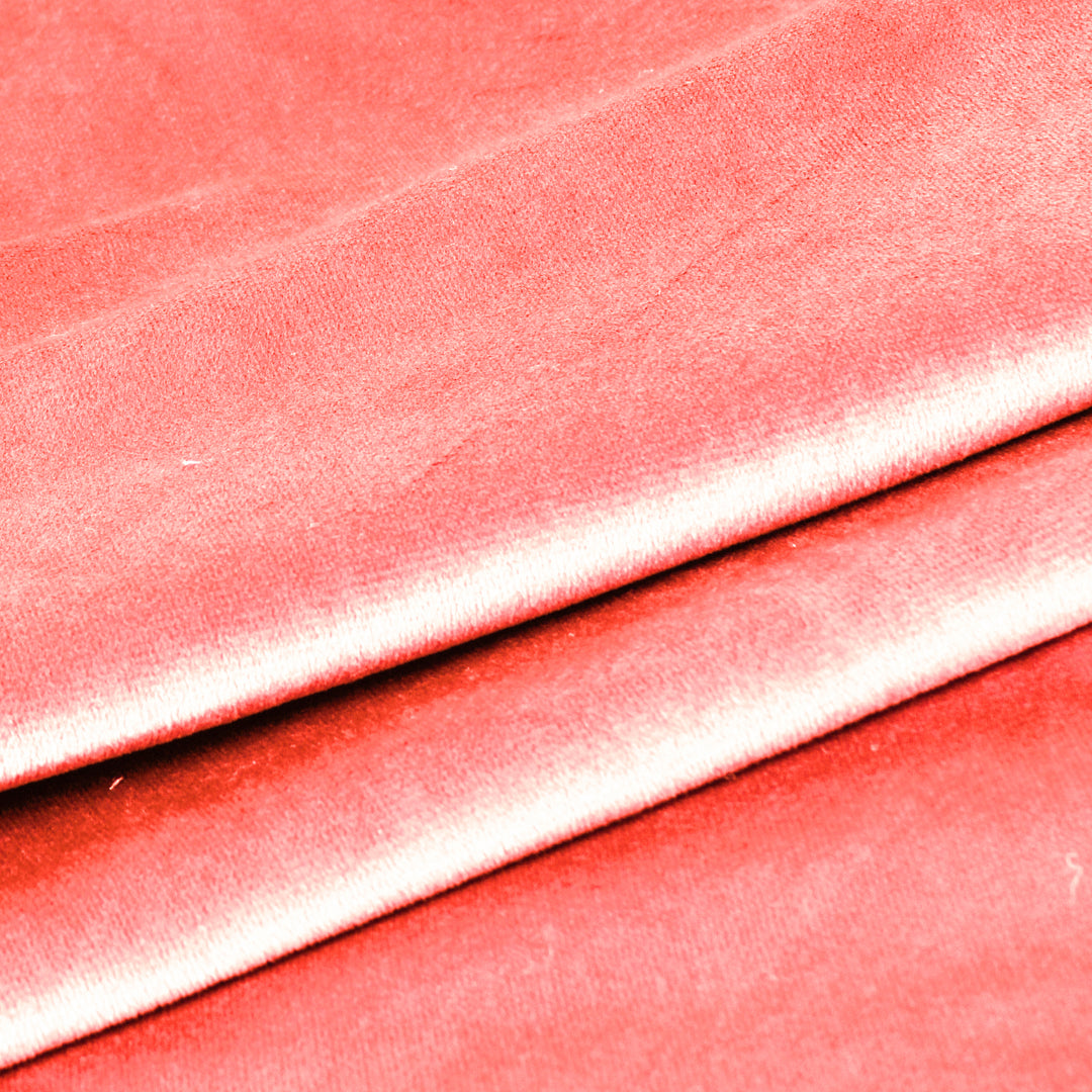 Luxurious Velvet Table Runner for Elegant Dining, Peach