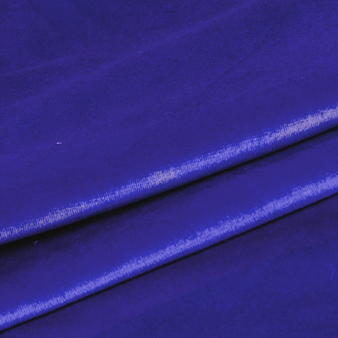 Luxurious Velvet Table Runner for Elegant Dining, Blue