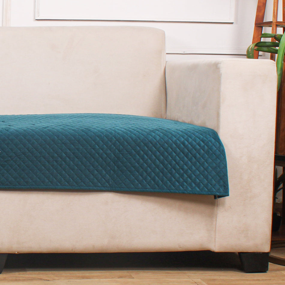 Quilted Vevlet Sofa Protector with Printed Satin Cushion Cover Set