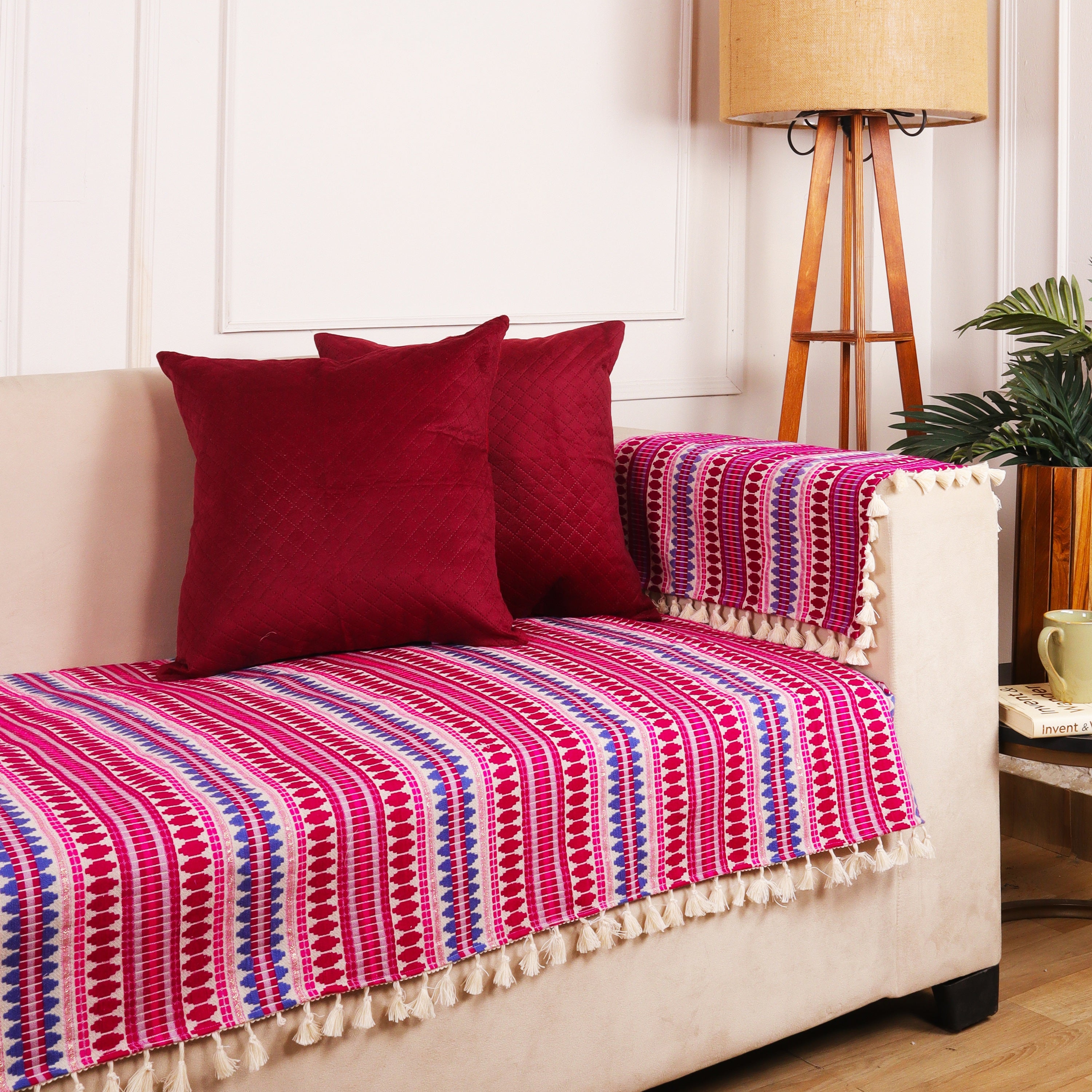 3 Seater Half (70x30 Inch),Maroon