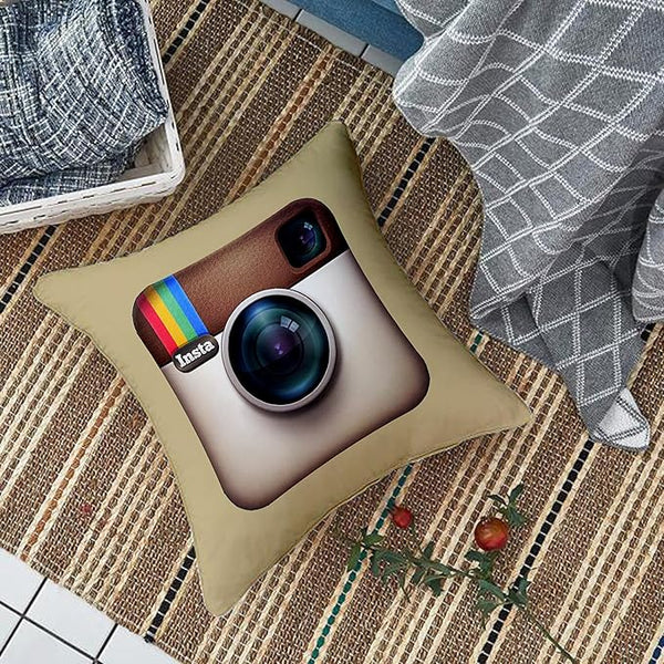 Retro Camera Cushion Cover (16 x 16 Inches)