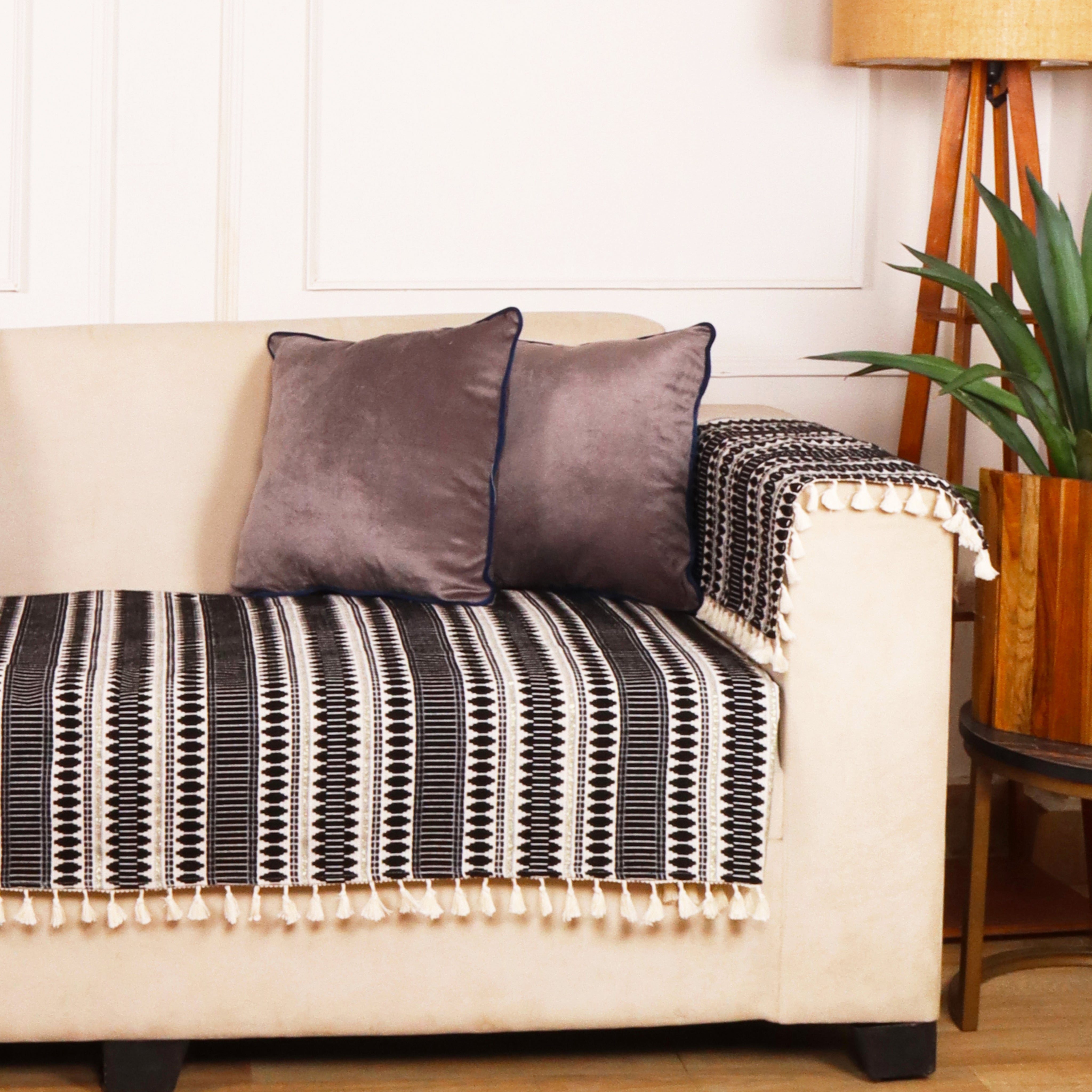 2 Seater Half (48x30 Inch),Black