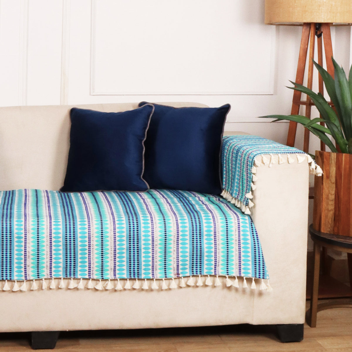 1 Seater Half (24x30 Inch),Blue