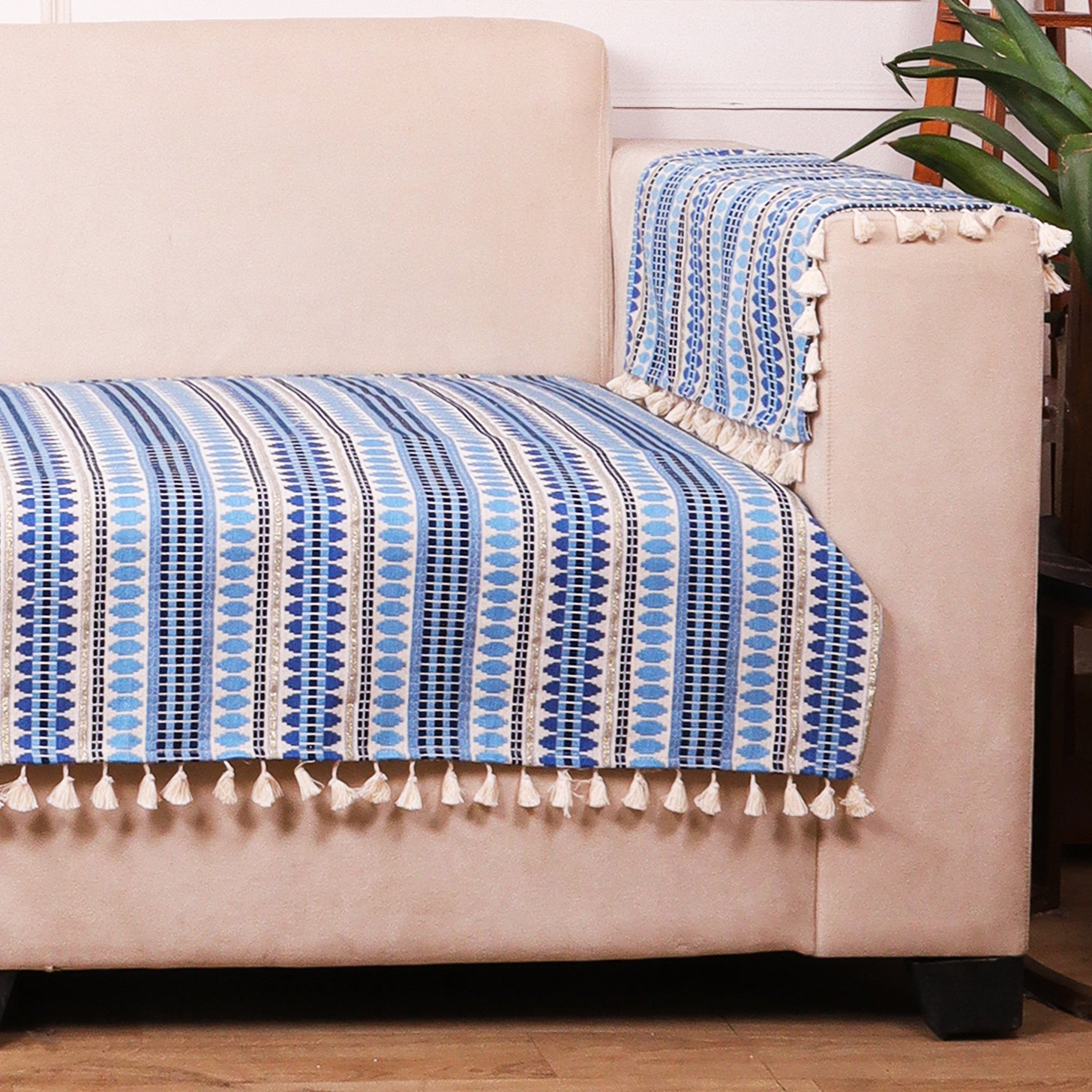 2 Seater Half (48x30 Inch),Blue